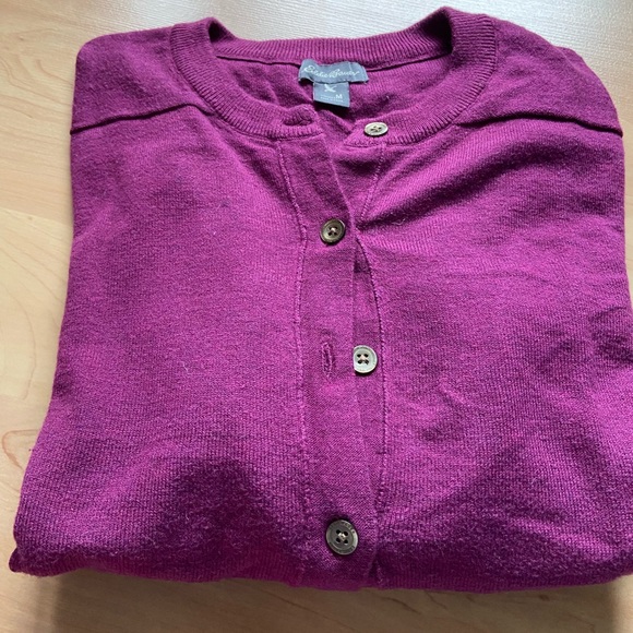 Eddie Bauer Cardigan - Picture 3 of 10